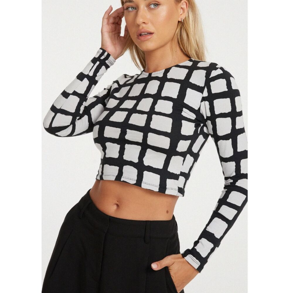 MOTEL Bonnie Crop Top in Mono Painted Check Black Graphic Print Y2K Revival L